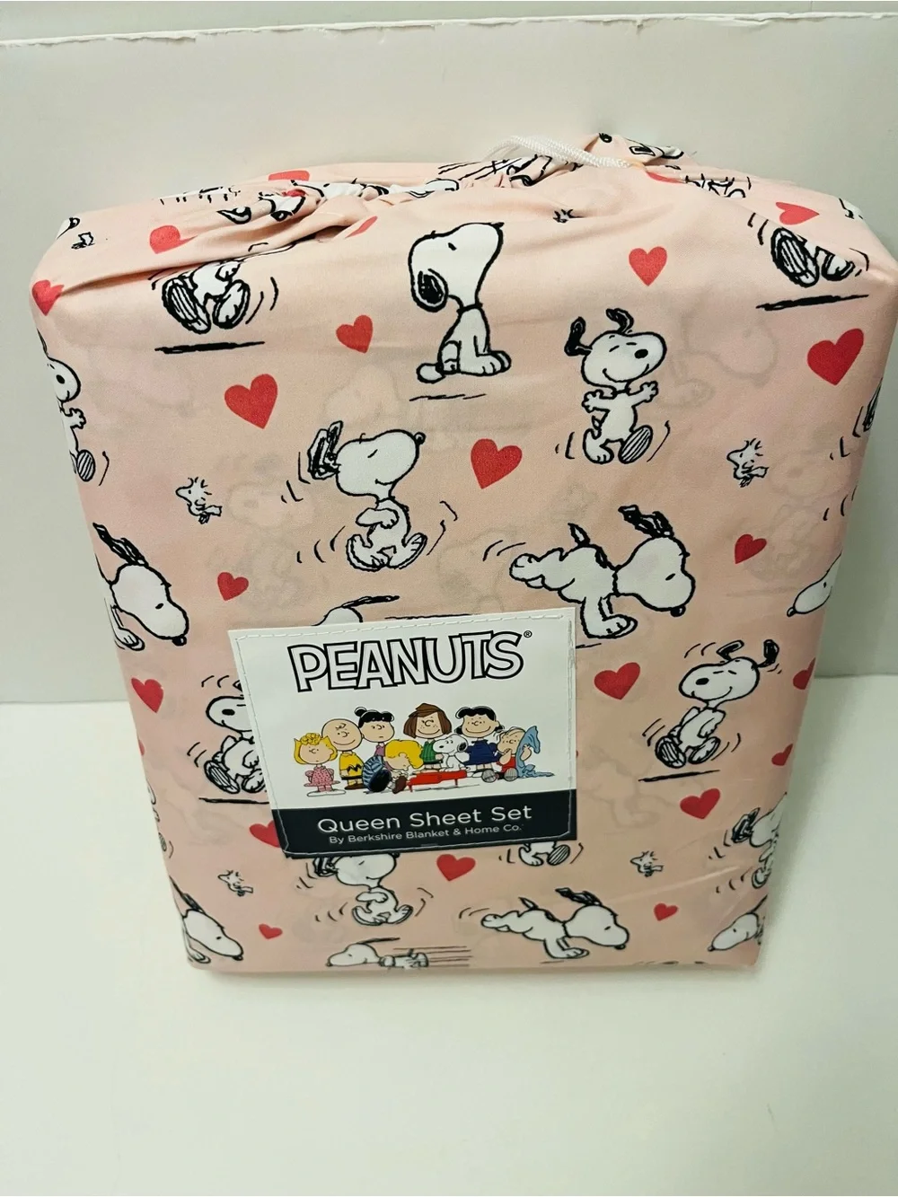 Berkshire Peanuts & Cynthia Rowley Lot of 2 Queen Sheet Sets Christmas Valentine